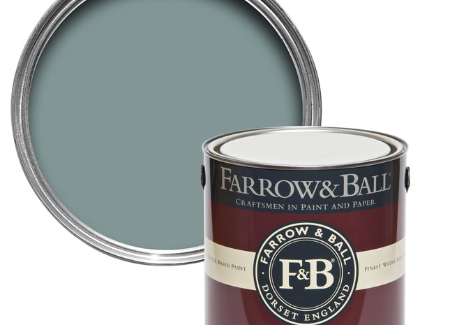 Oval Room Blue 85